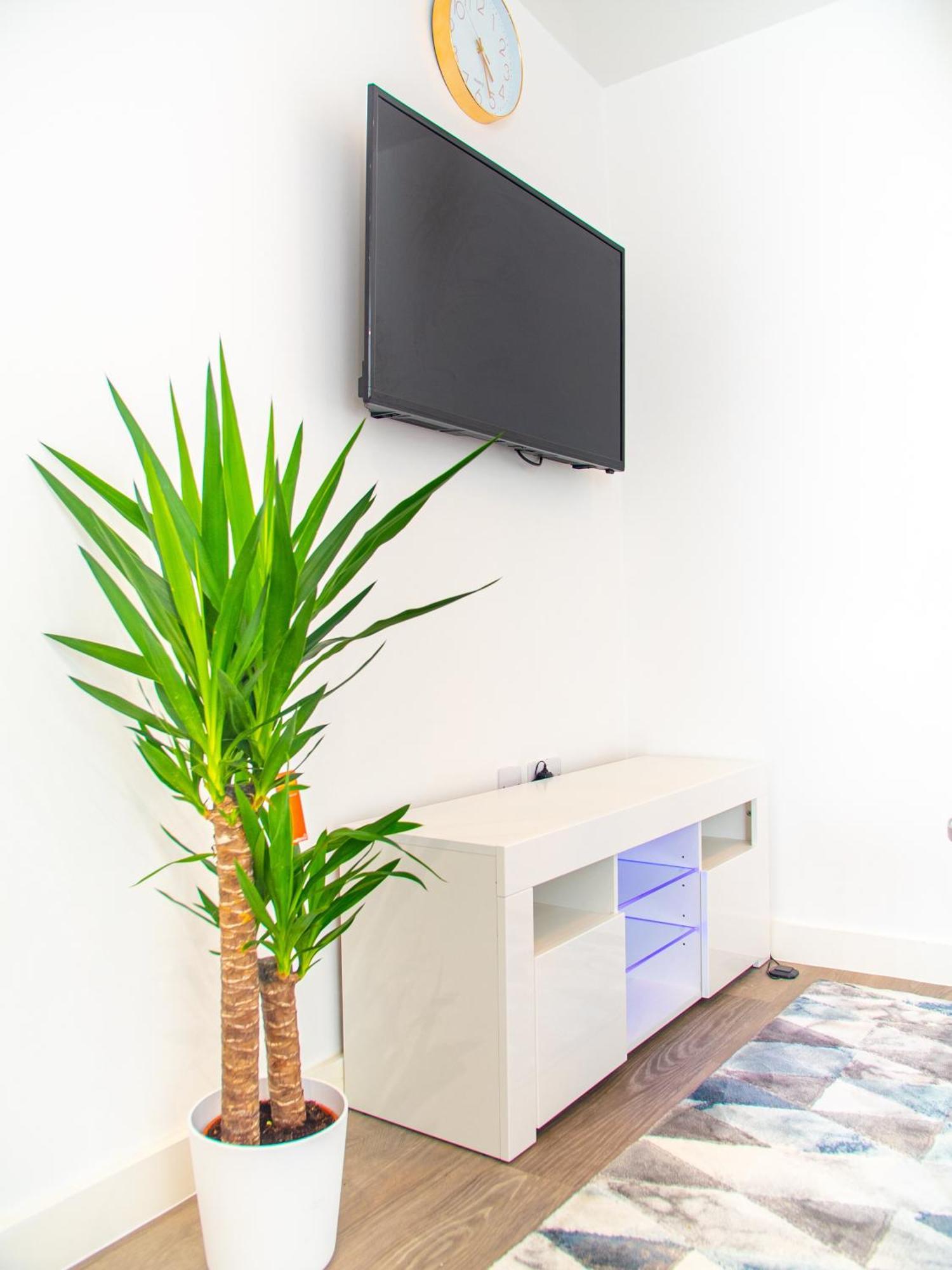 Apartment Retreat