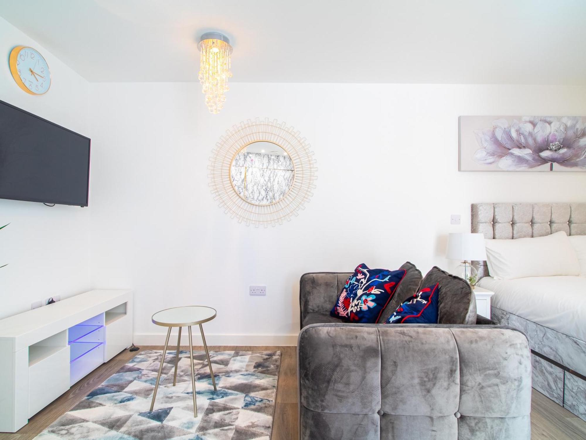 Apartment Retreat